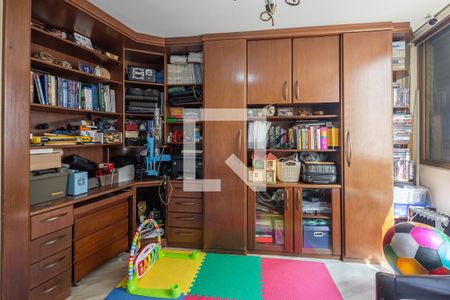 Quarto 2 de apartamento à venda com 3 quartos, 177m² em Jardim Paulistano, São Paulo