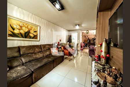 Sala de casa à venda com 3 quartos, 127m² em Santa Branca, Belo Horizonte