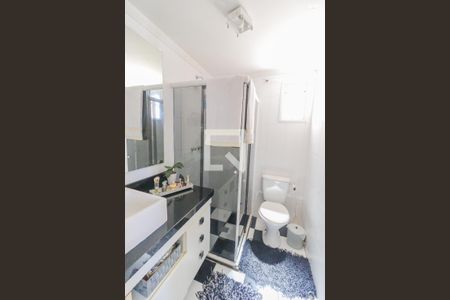 Apartamento à venda com 100m², 3 quartos e 2 vagas Apartamento à venda com 100m², 3 quartos e 2 vagasCozinha e Área de Serviço