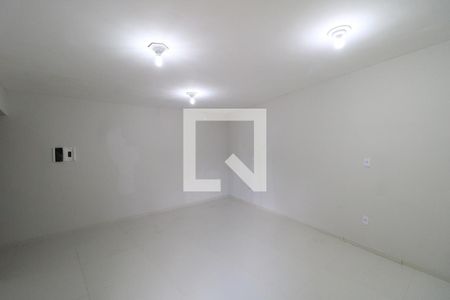 Quarto de kitnet/studio para alugar com 1 quarto, 30m² em Vila Gustavo, São Paulo