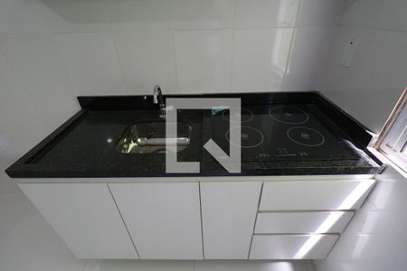 Cozinha e Área de Serviço de kitnet/studio para alugar com 1 quarto, 30m² em Vila Gustavo, São Paulo