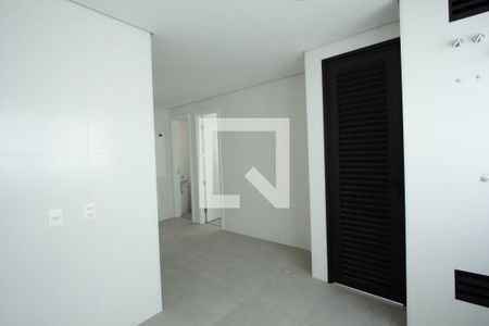 Apartamento à venda com 374m², 5 quartos e 5 vagas Apartamento à venda com 374m², 5 quartos e 5 vagasÁrea de Serviço