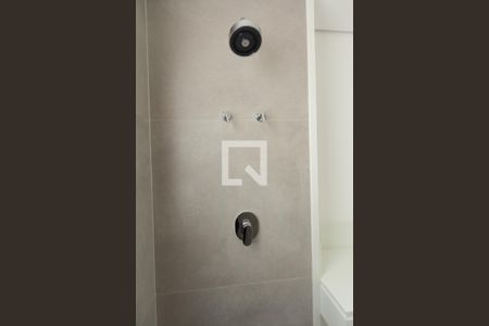 Apartamento à venda com 374m², 5 quartos e 5 vagas Apartamento à venda com 374m², 5 quartos e 5 vagasBanheiro da Suíte 2