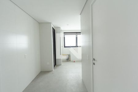 Apartamento à venda com 374m², 5 quartos e 5 vagas Apartamento à venda com 374m², 5 quartos e 5 vagasÁrea de Serviço
