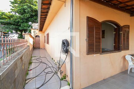 Varanda da sala  de casa para alugar com 4 quartos, 360m² em Minascaixa, Belo Horizonte