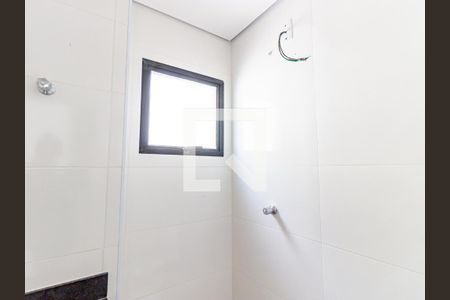 Banheiro de apartamento à venda com 1 quarto, 24m² em Vila Prudente, São Paulo