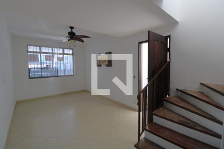 Sala de casa à venda com 2 quartos, 90m² em Vila California, São Paulo