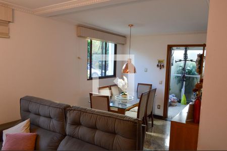 Sala de casa de condomínio à venda com 4 quartos, 120m² em Taquara, Rio de Janeiro