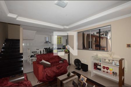 Sala de casa para alugar com 3 quartos, 130m² em Vila Valqueire, Rio de Janeiro