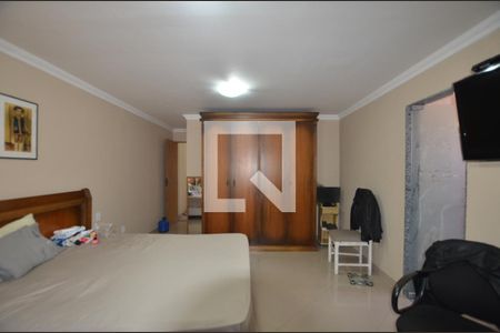 Quarto 1 Suite de casa para alugar com 3 quartos, 130m² em Vila Valqueire, Rio de Janeiro