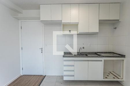 Sala e cozinha de apartamento para alugar com 1 quarto, 28m² em Freguesia do Ó, São Paulo