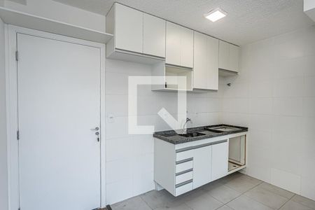 Sala e cozinha de apartamento para alugar com 1 quarto, 28m² em Freguesia do Ó, São Paulo