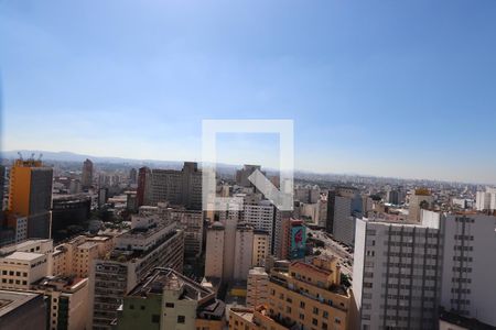 Vista das janelas de apartamento à venda com 2 quartos, 40m² em Centro Histórico de São Paulo, São Paulo