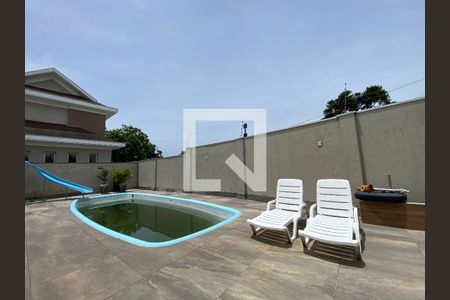 Casa à venda com 3 quartos, 326m² em Marechal Rondon, Canoas