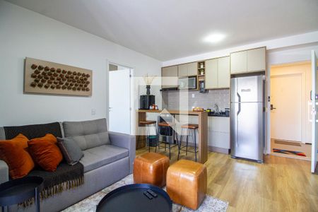 Sala de apartamento para alugar com 2 quartos, 69m² em Pinheiros, São Paulo