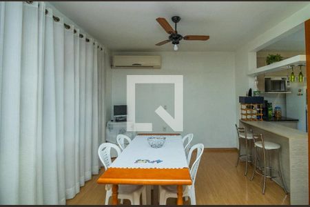 Sala de casa à venda com 3 quartos, 249m² em Campina, São Leopoldo