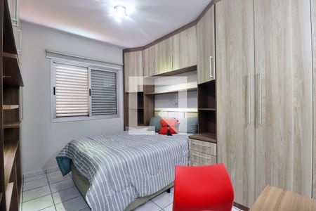 Suíte - Quarto 1 de apartamento à venda com 3 quartos, 95m² em Vila São Pedro, Santo André
