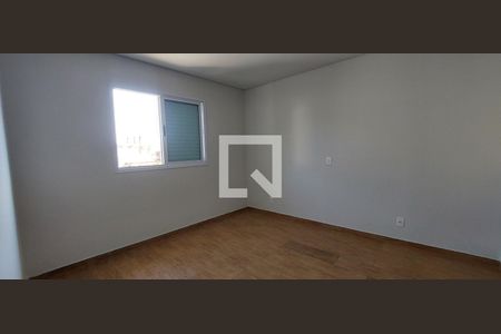 Quarto 1 suíte de apartamento à venda com 2 quartos, 60m² em Vila Curuçá, Santo André