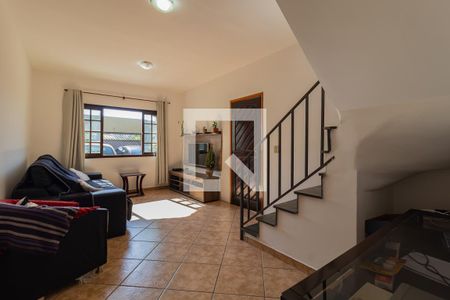 Sala de casa para alugar com 3 quartos, 120m² em Parque Monte Alegre, Taboão da Serra