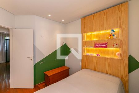 Quarto 1 de apartamento para alugar com 3 quartos, 80m² em Sion, Belo Horizonte