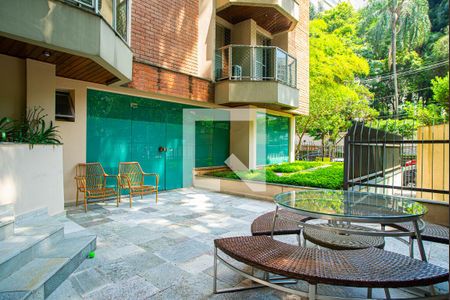 Apartamento à venda com 159m², 2 quartos e 1 vaga Apartamento à venda com 159m², 2 quartos e 1 vagaÁrea comum