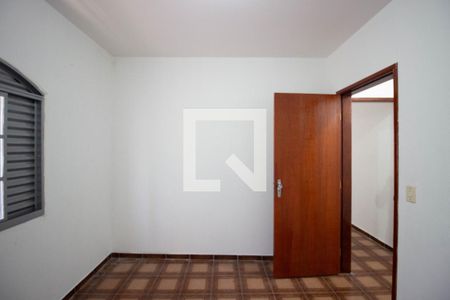 Quarto 1 de casa para alugar com 2 quartos, 75m² em Jardim Sao Sebastiao, São Paulo