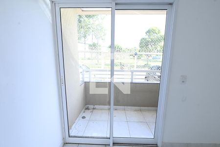 Varanda do quarto de apartamento para alugar com 2 quartos, 67m² em Residencial Guarema, Goiânia