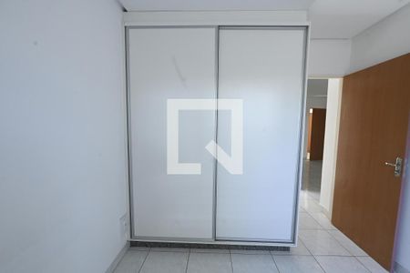 Quarto 1 de apartamento para alugar com 2 quartos, 67m² em Residencial Guarema, Goiânia