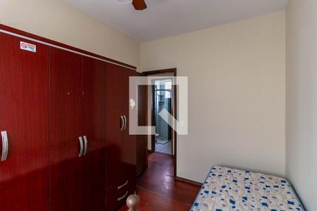 Quarto 1 de apartamento para alugar com 2 quartos, 50m² em Padre Eustáquio, Belo Horizonte