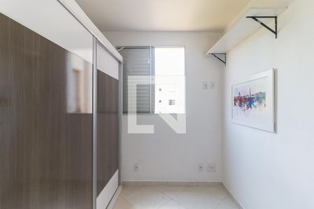 Quarto 1 de apartamento para alugar com 2 quartos, 55m² em Jardim São Pedro, Mogi das Cruzes