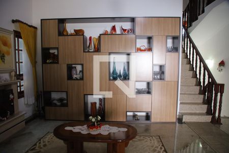 Casa à venda com 4 quartos, 384m² em City Bussocaba, Osasco