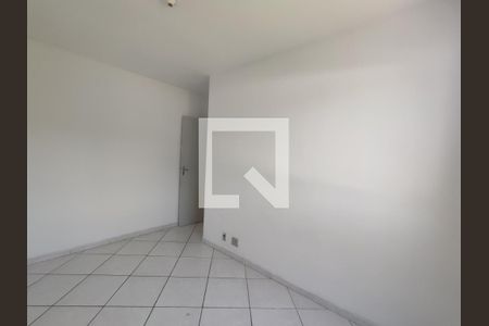 Quarto 1 de apartamento para alugar com 2 quartos, 60m² em Taquara, Rio de Janeiro