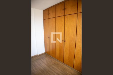 Quarto 1 de apartamento para alugar com 2 quartos, 50m² em Jardim Andaraí, São Paulo