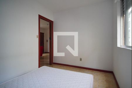 Quarto 2 de apartamento para alugar com 2 quartos, 45m² em Rubem Berta, Porto Alegre