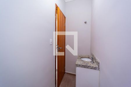 Lavabo de casa de condomínio à venda com 2 quartos, 73m² em Vila Dalila, São Paulo