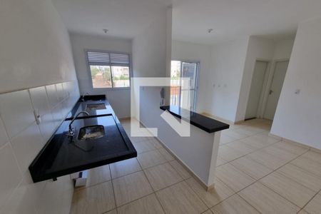 Apartamento para alugar com 50m², 2 quartos e 1 vaga Apartamento para alugar com 50m², 2 quartos e 1 vagaCozinha e Área de Serviço