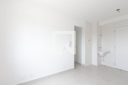 Sala - Cozinha de apartamento para alugar com 2 quartos, 32m² em Fazenda Aricanduva, São Paulo