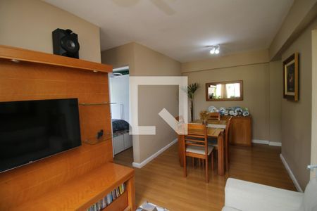 Sala de apartamento para alugar com 2 quartos, 53m² em Olaria, Rio de Janeiro