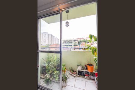 Sacada de apartamento à venda com 2 quartos, 54m² em Conceicao, Osasco