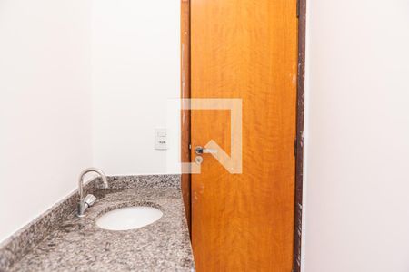 Lavabo de casa para alugar com 3 quartos, 185m² em Jardim Fernandes, São Paulo