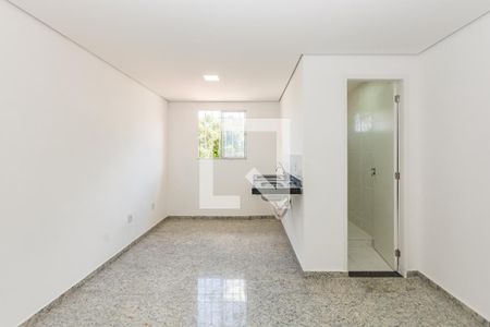 Kitnet de kitnet/studio para alugar com 1 quarto, 20m² em Alto Caiçaras, Belo Horizonte