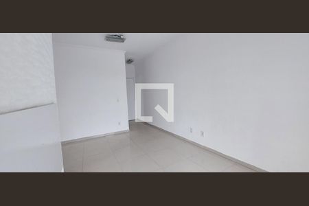 Sala de apartamento à venda com 2 quartos, 64m² em Vila Homero Thon, Santo André