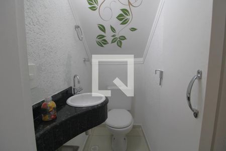 Lavabo de casa à venda com 3 quartos, 120m² em Jardim Sabará, São Paulo