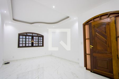 Sala de casa para alugar com 3 quartos, 220m² em Jardim Santo André, Santo André