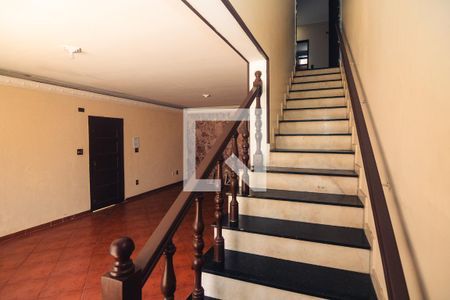 Sala de casa à venda com 3 quartos, 260m² em Vila Liviero, São Paulo