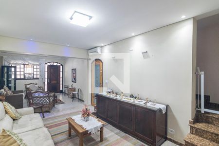 Sala de casa para alugar com 3 quartos, 380m² em Vila Assunção, Santo André