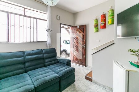 Sala de casa à venda com 2 quartos, 68m² em Sinimbu, Belo Horizonte