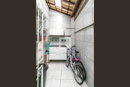 Área de Serviço de casa à venda com 2 quartos, 68m² em Sinimbu, Belo Horizonte