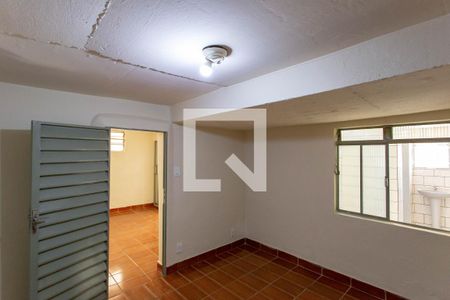 Quarto de kitnet/studio para alugar com 1 quarto, 50m² em Urca, Belo Horizonte