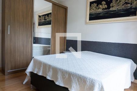 Casa de condomínio à venda com 600m², 3 quartos e 8 vagas Casa de condomínio à venda com 600m², 3 quartos e 8 vagasquarto 2